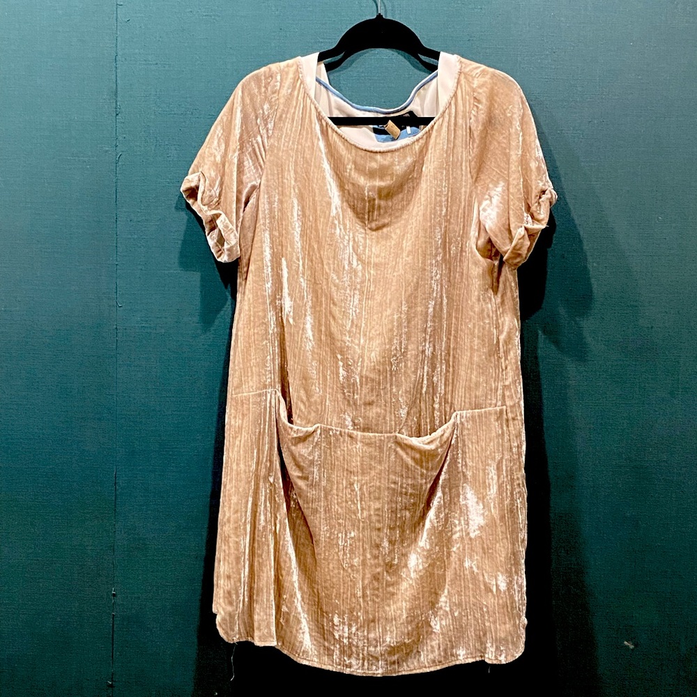 ANTHROPOLOGIE shift dress.